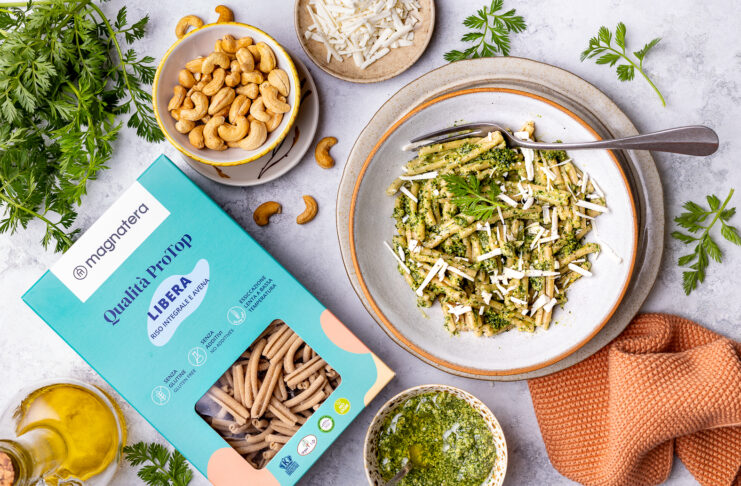 Pasta al pesto di foglie di carote