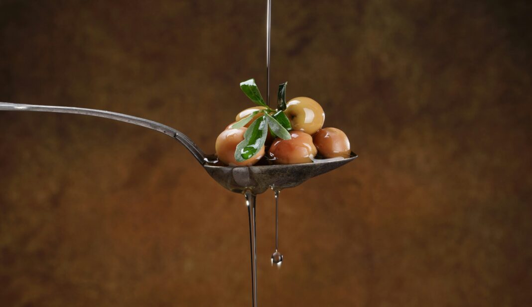 olio extravergine d'oliva fa bene