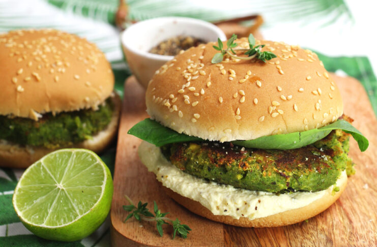Burger verdi di lupini e spinaci al timo