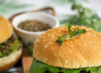 Burger verdi di lupini e spinaci al timo