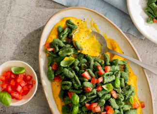 Cavatelli verdi di legumi e spinaci in salsa di carote Cavatelli verdi di legumi e spinaci in salsa di carote
