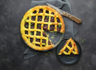 Crostata salata di patate e cipolle rosse