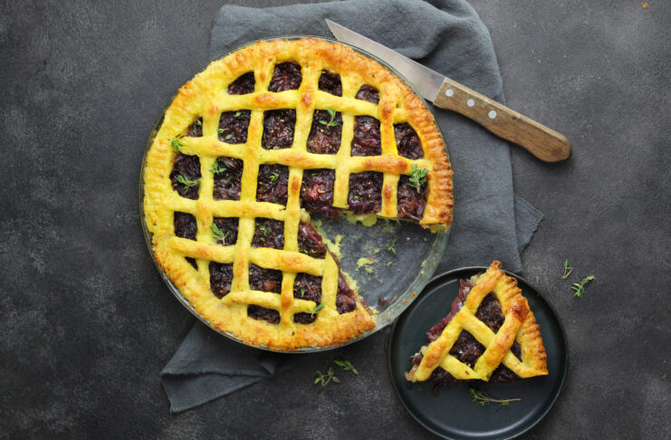 Crostata salata di patate e cipolle rosse