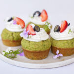 Cupcake ai piselli con crema di formaggio