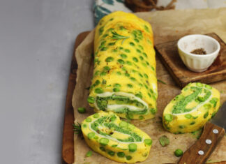 Rotolo con mozzarella, spinaci e piselli