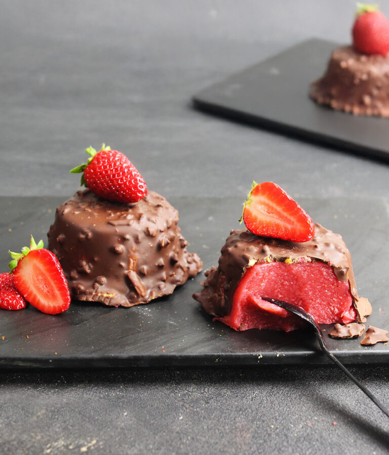 budini_mandorle_cacao Budino di fragole con cioccolato alle mandorle
