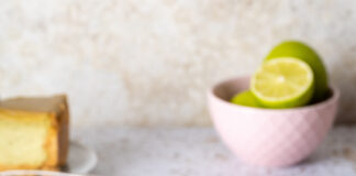 Cheesecake vegan di avocado e pistacchi