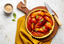 Crostata di pesche nettarine con frolla all’olio