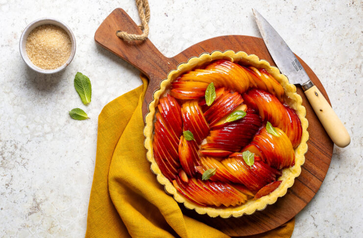 Crostata di pesche nettarine con frolla all’olio
