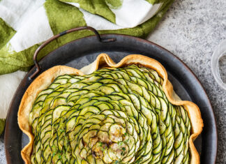 Quiche di zucchine con tapenade rossa