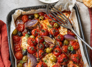 Zuppa al forno di pomodorini e feta alla greca