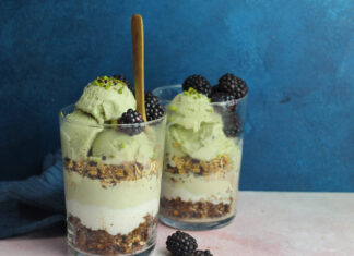 Gelato di pistacchio e yogurt greco al miele (senza gelatiera)