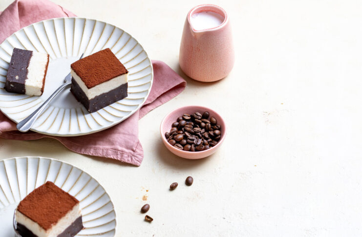 fudge_1_4279573;4_View Fudge di anacardi e cioccolato al cocco
