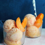 Gelato di albicocche, carote e yogurt alla vaniglia