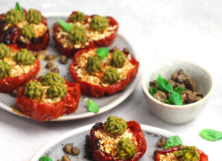 Pomodori arrosto con paté di mandorle e capperi