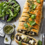 Strudel-plumcake con melanzane, mozzarella e pesto fresco