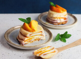 Tortini soffici di ricotta e pesche