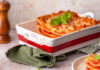 Lasagne fresche con dadolata di pomodori