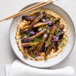 Melanzane all’orientale con hummus di borlotti freschi