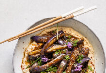 Melanzane all’orientale con hummus di borlotti freschi