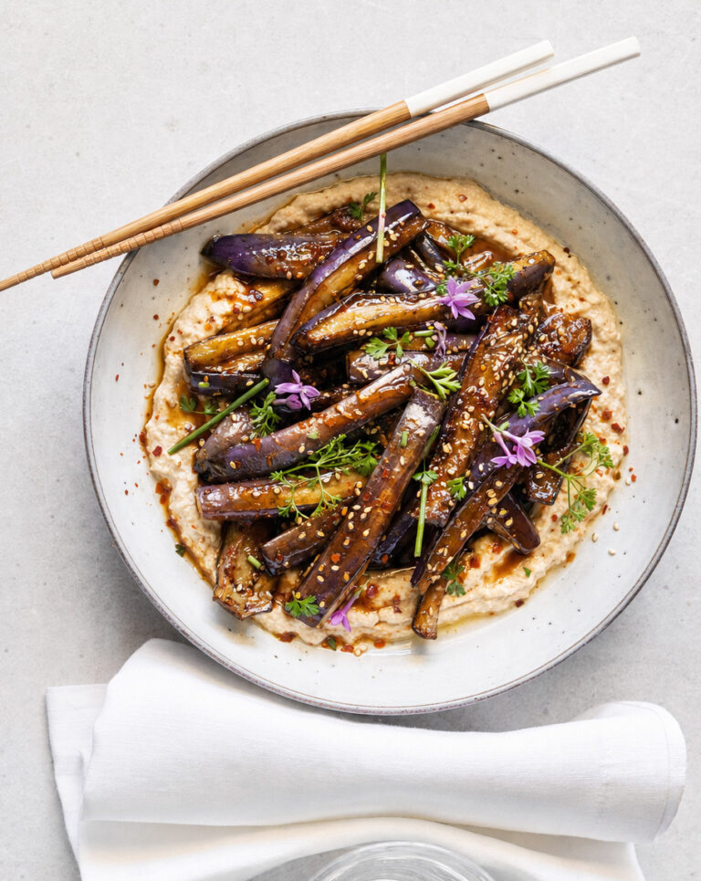 Melanzane all’orientale con hummus di borlotti freschi