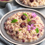 Risotto uva nera, more e bitto