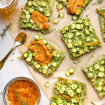 Scarpaccia di zucchine con salsa agrodolce al peperoncino