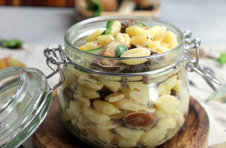 vasocottura-gnocchetti-sardi-funghi_4365647;1_View Gnocchetti sardi ai funghi con salvia e parmigiano