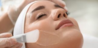 Acido succinico per il peeling chimico in dermatologia estetica Acido succinico per il peeling chimico in dermatologia estetica