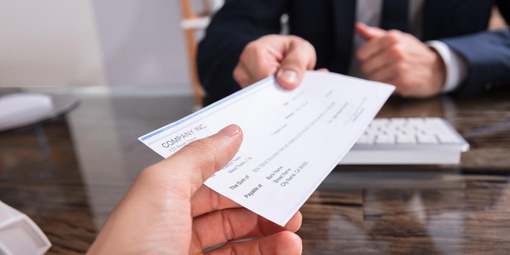 indicazione del beneficiario in bianco