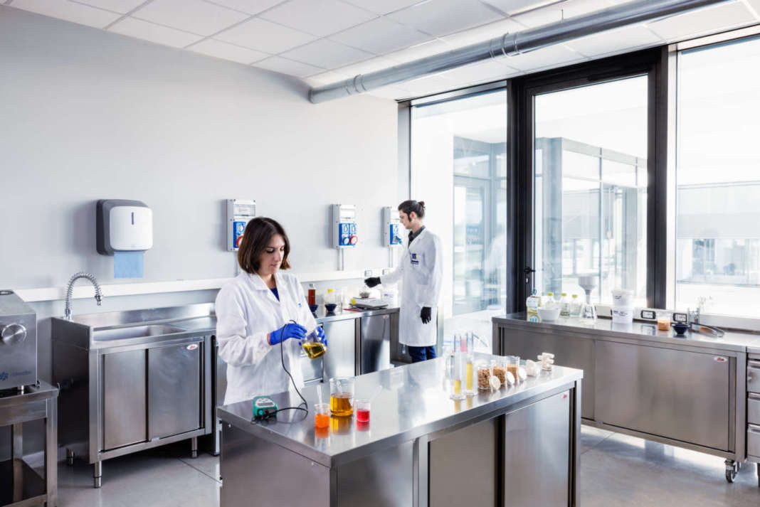 GUM_20220916_hifood_001 Laboratorio Hi-Food