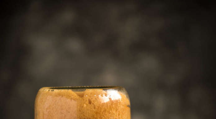 Antonino Cannavacciuolo presenta il Babà al Limoncello