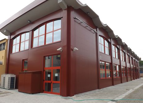 Dettaglio della nuova superficie con pannelli EasyWand