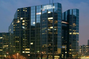 La sede di Saint-Gobain a Parigi