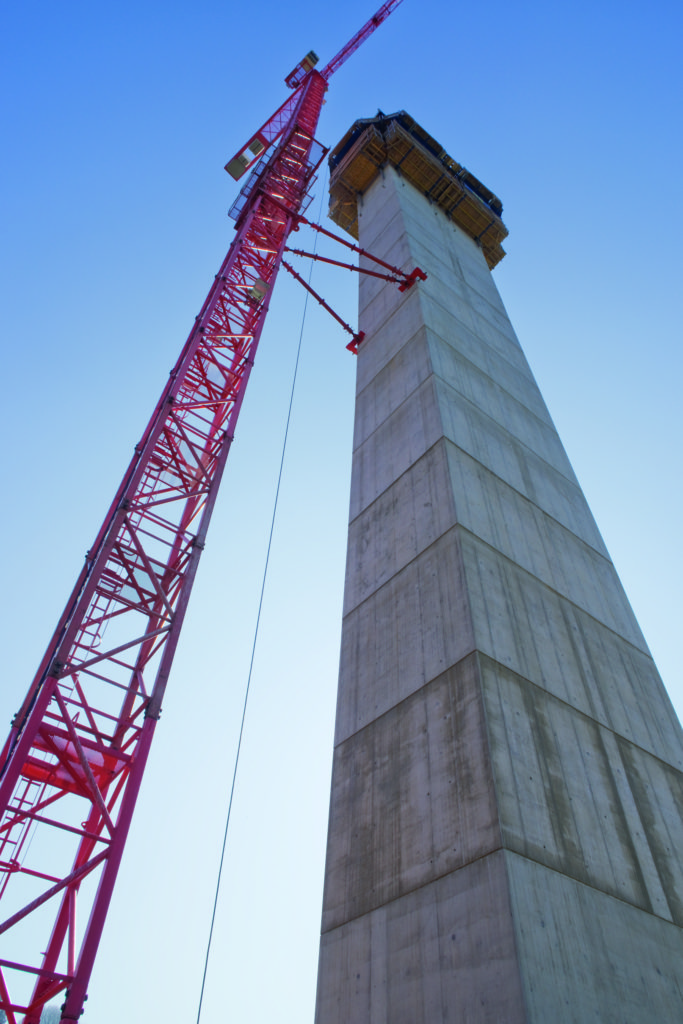 Hünnebeck, società tedesca del Gruppo Brand Energy & infrastrucure services, ha seguito in Germania  il progetto e la fornitura di soluzioni e attrezzature per la costruzione di spalle, fondazioni e pile del nuovo ponte che viene realizzato nella valle della Mosella