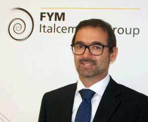 Matteo Rozzanigo | General manager Fym «Fym ha un rapporto molto stretto con la città di Malaga. In più di un’occasione abbiamo fornito soluzioni innovative e assistenza tecnica sui materiali per la realizzazione di edifici come il centro civico in Calle Dos Aceras, La Caja Blanca, il giardino botanico La Concepción e le corsie per gli autobus di Calle Hilera e Alameda Principal».
