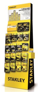 L’espositore dei flessometri Stanley (foto Stanley)