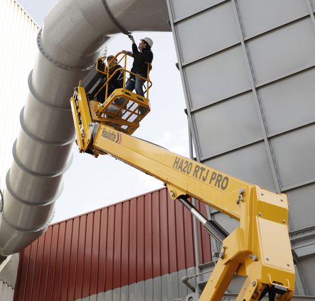 La nuova HA20 RTJ offre una buona velocità di sollevamento: 48 secondi (foto Haulotte)