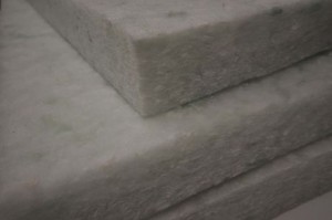 I pannelli Just GreenPlanet sono realizzati con fibre di poliestere 100% riciclate prodotti con processi a basso impatto ambientale (foto Tecnasfalti-Isolmant)