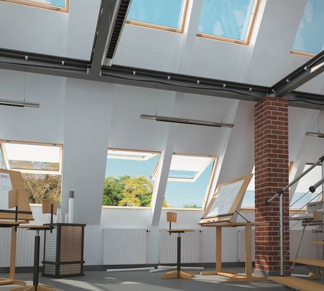 Fep è la finestra da tetto panoramica con doppio sistema di apertura, per una visibilità esterna d’eccezione (foto Fakro)