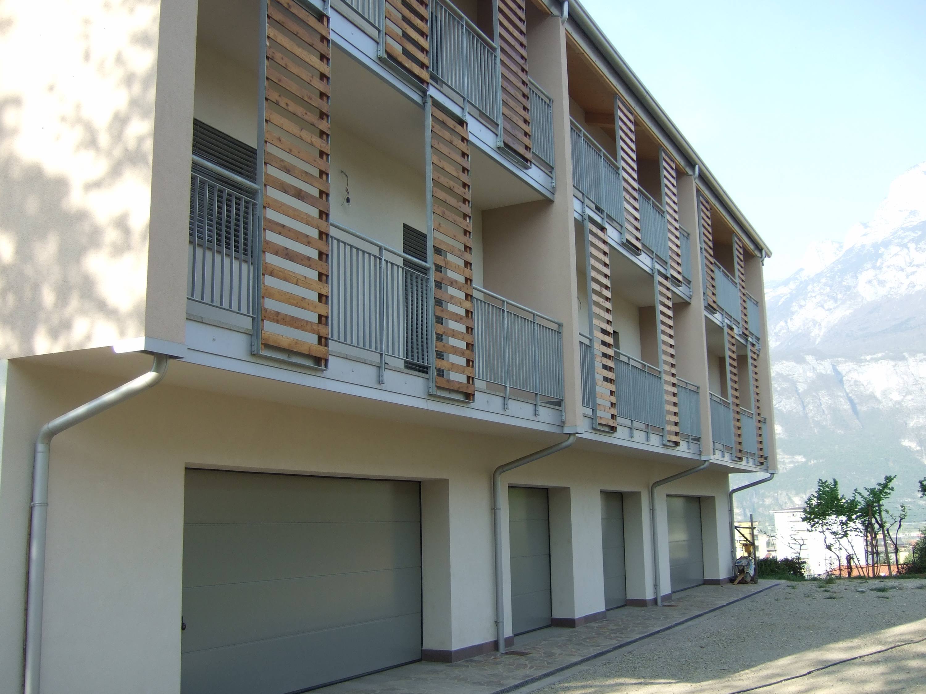 L’edificio è dotato di quattro portoni sezionali Hörmann particolarmente performanti (foto Hörmann)