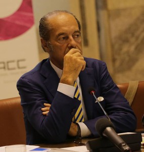 Ettore Riello | Presidente Veronafiere «È un importante riconoscimento per tutto il sistema fieristico e per la Fiera di Verona in particolare, frutto di un lungo lavoro di relazione e rapporti con il Mise. È un’occasione importante per aggregare risorse e razionalizzare la promozione di uno dei settori d’eccellenza del manifatturiero italiano, che ha in Marmomacc il proprio punto di riferimento mondiale». (foto Ennevi)