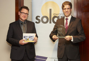 Till Puffert (direttore commerciale) e Marko Balen (direttore product management) con il premio