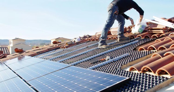 Eur&Sun: sistemi per applicazione di pannelli fotovoltaici