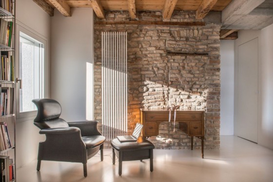 Uno scorcio dello studio (foto di Giovanni Schirè – Studio Corde)