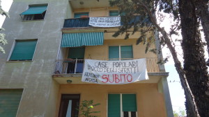 casa-occupata-via-case-bianche-2