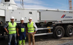 Da destra Marco Calandi, operatore del mezzo e Philipp Hittmayr