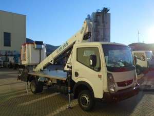 Il telaio presenta un nuovo sistema Iots (integrated oil tank system) che prevede l’alloggiamento del serbatoio olio nella traversa.