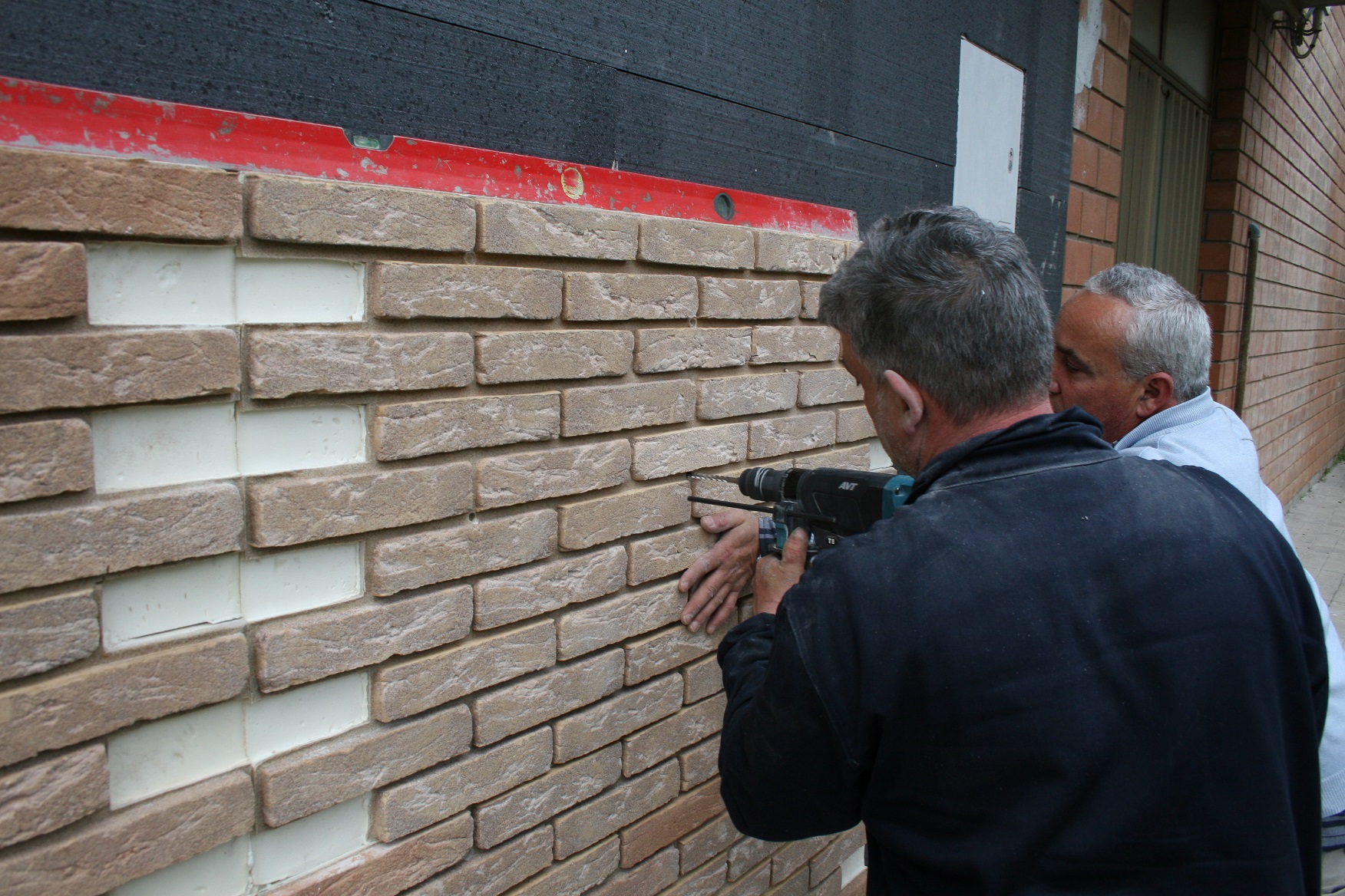 Il Piano casa ha consentito di ampliare in percentuale la cubatura dell’alloggio attraverso la chiusura di due terrazzi