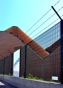 In Expo 2015 la recinzione Cavatorta presentava fili verticali diametro 6 mm mentre quelli orizzontali, hanno un diametro di 4 mm e la maglia di sicurezza antiscavalcamento misura 75 x 12 mm